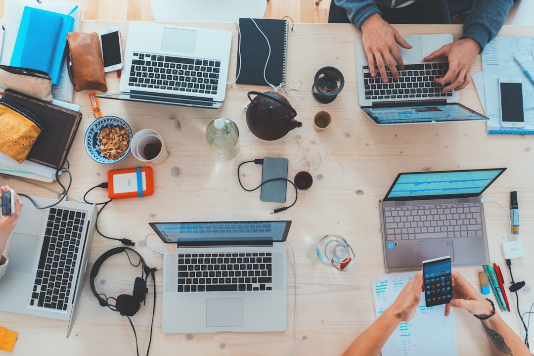 How to extend startup runway by cutting unused SaaS subscriptions